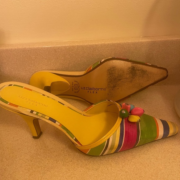 Heels - Picture 1 of 4